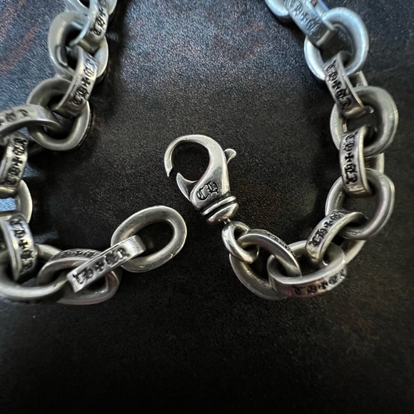 Chrome Hearts Large Paper Chain Bracelet - Picture 3 of 7